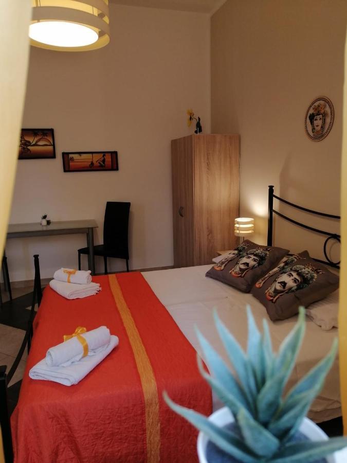 B & B Jasmine Santa Teresa Di Riva Eksteriør bilde