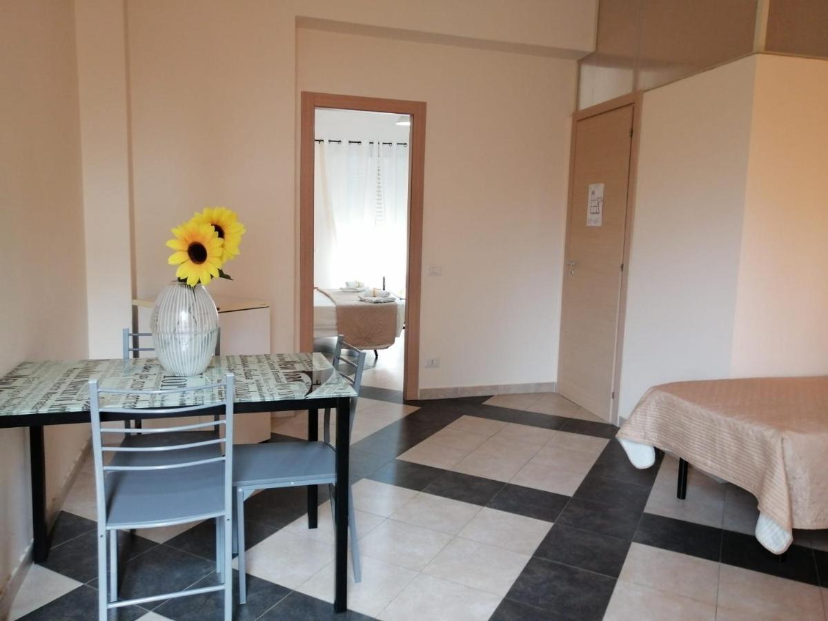 B & B Jasmine Santa Teresa Di Riva Eksteriør bilde