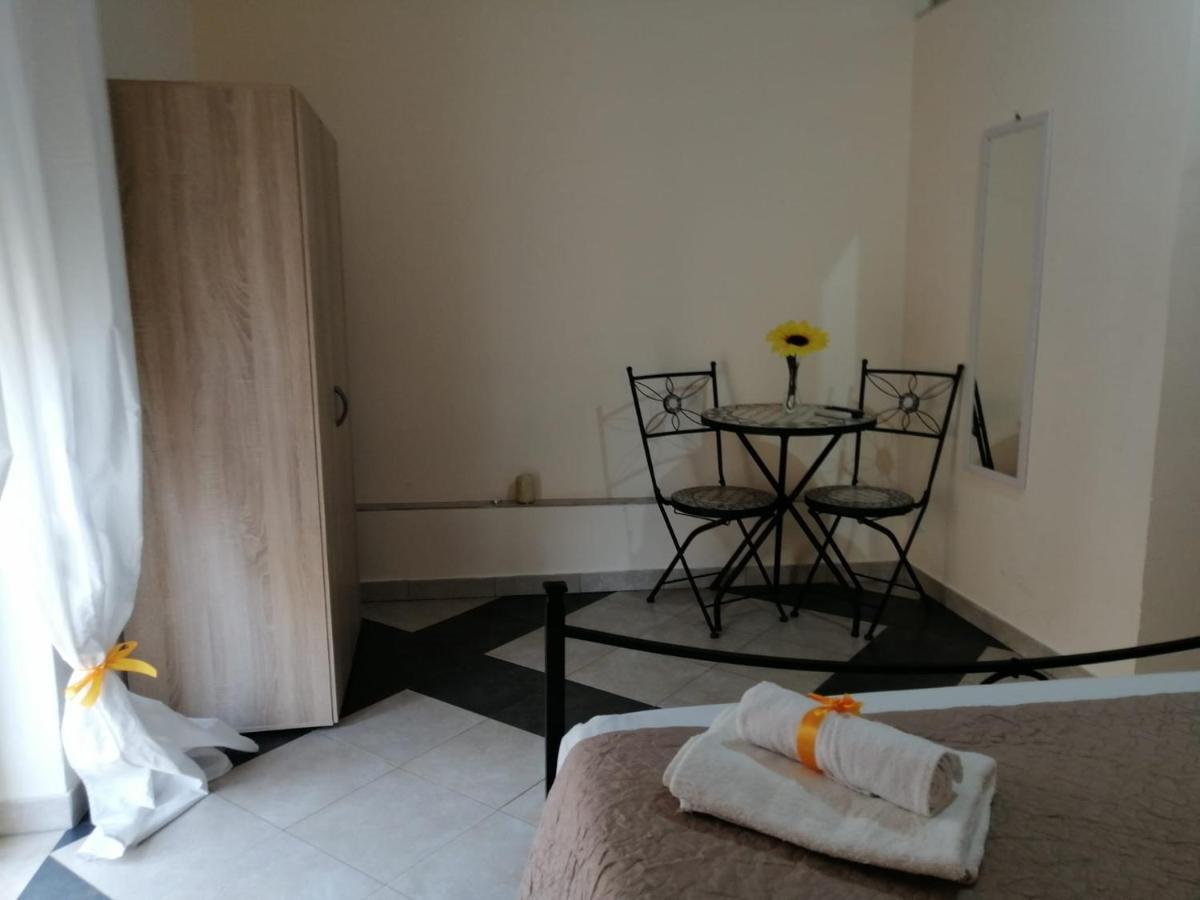 B & B Jasmine Santa Teresa Di Riva Eksteriør bilde
