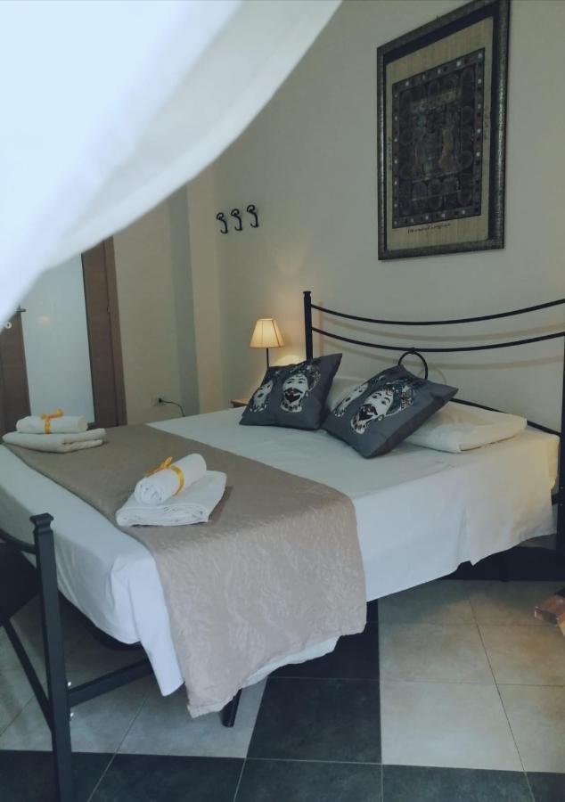 B & B Jasmine Santa Teresa Di Riva Eksteriør bilde