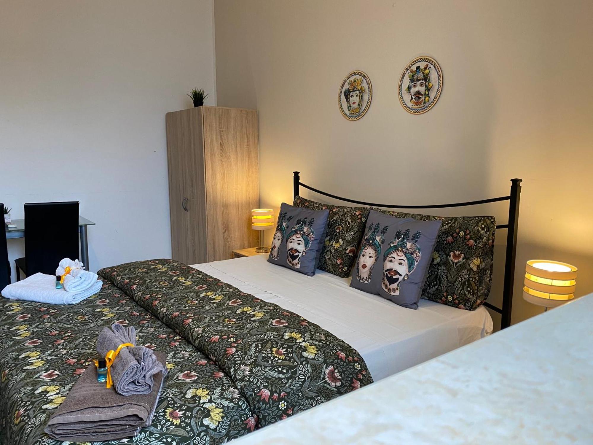 B & B Jasmine Santa Teresa Di Riva Eksteriør bilde